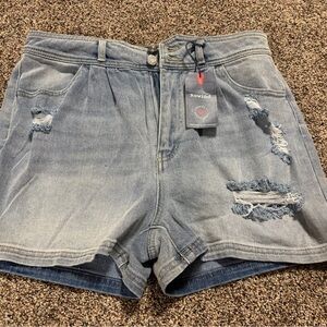 Rewind NWT high rise light wash distressed jean shorts 11/30w double button
